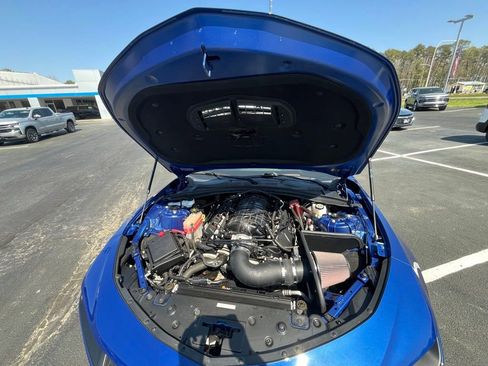 Used 2020 Chevrolet Camaro LT RWD image 14