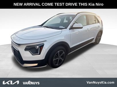 Used 2025 Kia Niro LX