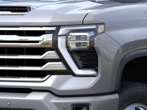 New 2026 Chevrolet Silverado 3500 High Country w/ Technology Package AWD/4WD image 10