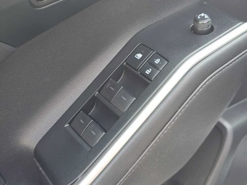Certified 2020 Toyota Highlander XLE AWD/4WD image 23