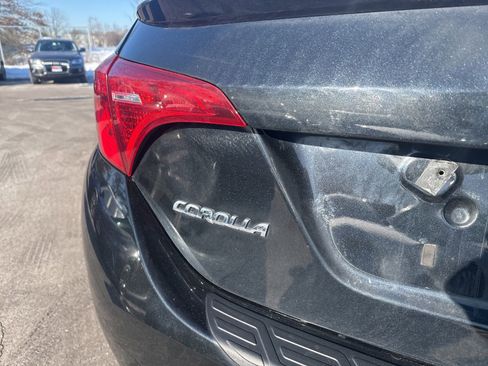 Used 2019 Toyota Corolla XSE image 10