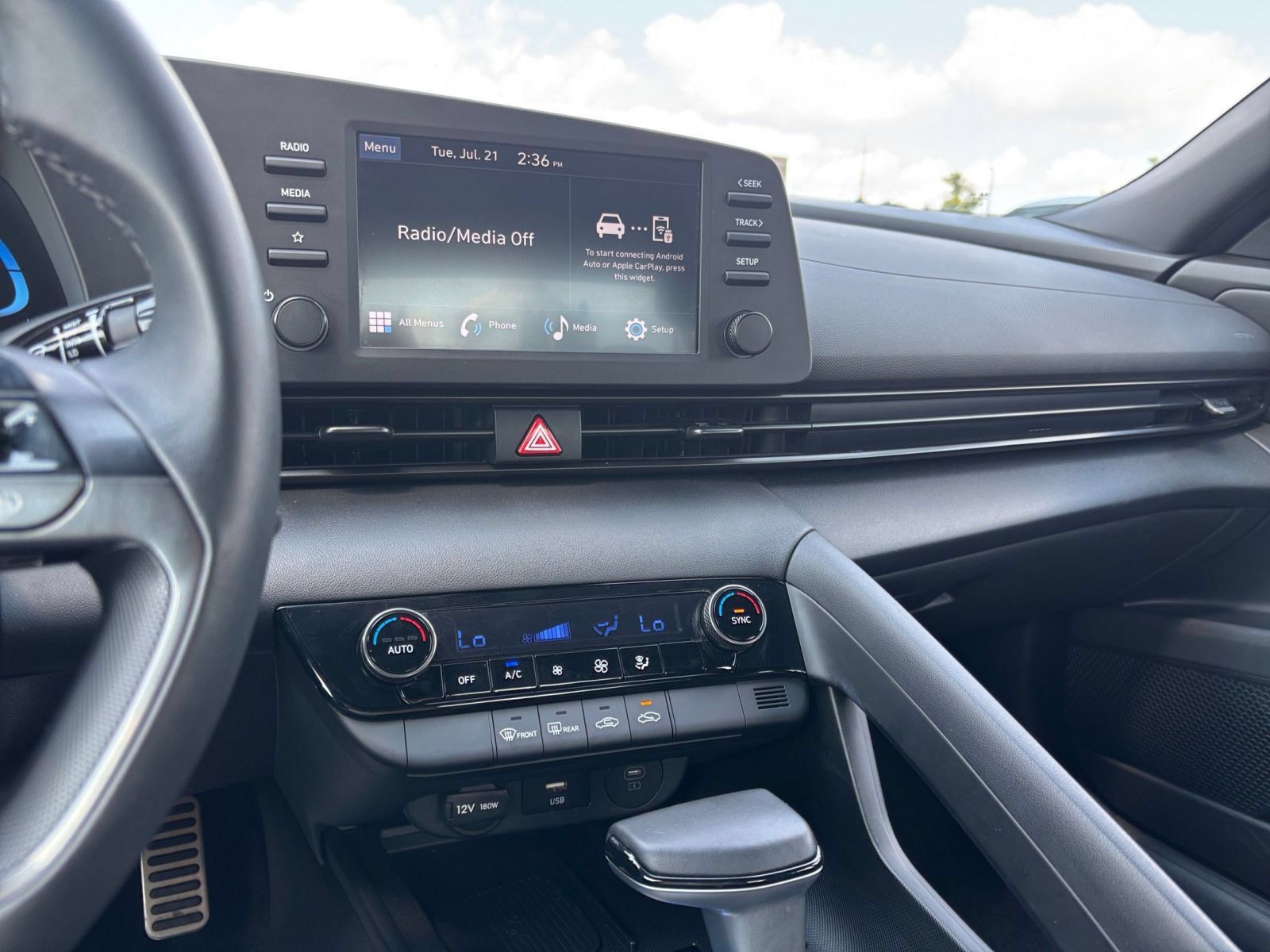 Used 2026 Hyundai Elantra Sport FWD image 16