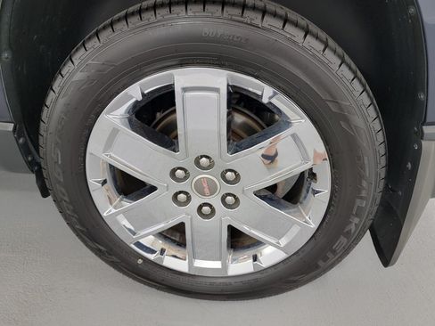 Used 2017 GMC Acadia Limited SLT AWD/4WD image 12