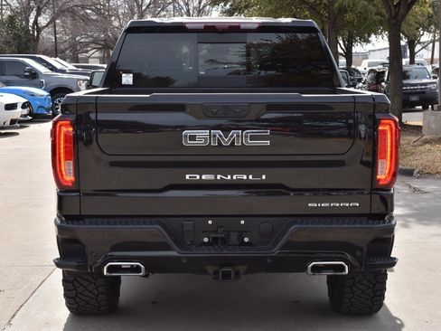Used 2025 GMC Sierra 1500 Denali Ultimate image 9
