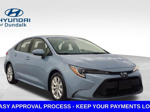 Used 2023 Toyota Corolla LE FWD image 3