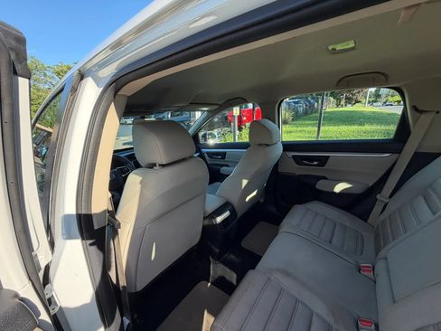Used 2018 Honda CR-V LX image 18