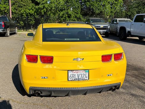 Used 2011 Chevrolet Camaro LT image 6