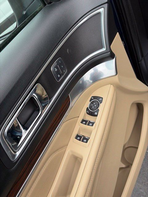 Used 2017 Ford Explorer Limited AWD/4WD image 14