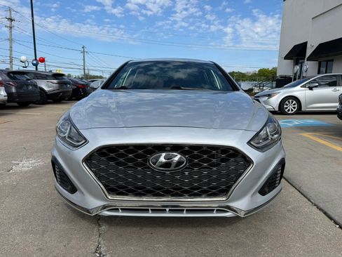 Used 2018 Hyundai Sonata Sport FWD image 2