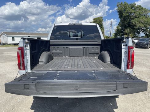 Used 2025 Ford F150 Raptor AWD/4WD image 13