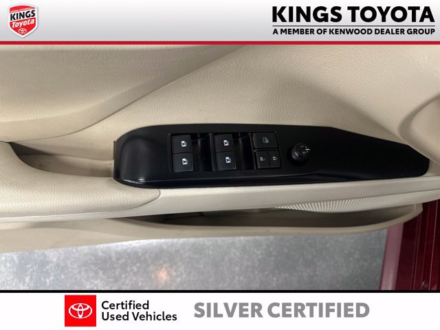Used 2018 Toyota Camry LE FWD image 12