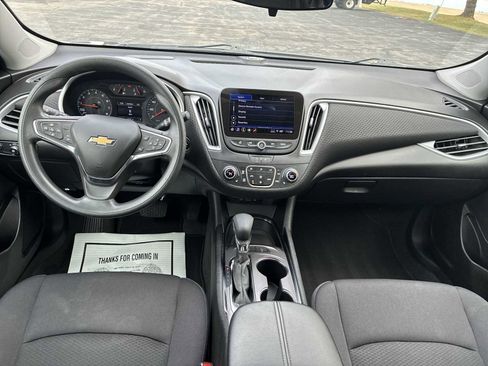 Used 2024 Chevrolet Malibu LT image 8