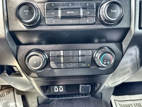 Used 2019 Ford F150 XLT AWD/4WD image 18