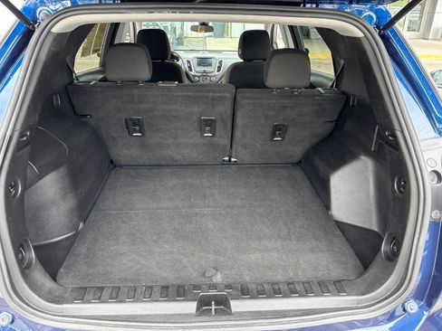Used 2022 Chevrolet Equinox LT AWD/4WD image 11