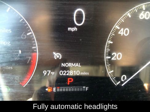 Used 2024 Honda HR-V EX-L image 10