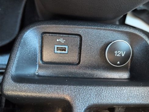 Used 2019 Ford Transit Connect XL image 29