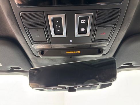 New 2025 Land Rover Defender 110 V8 image 12