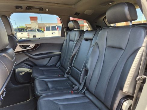 Used 2019 Audi Q7 2.0T Premium Plus w/ Premium Plus Package AWD/4WD image 27