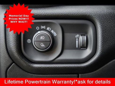 New 2025 RAM 1500 Big Horn AWD/4WD image 40