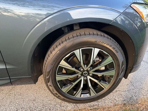 Used 2024 Volvo XC60 B5 Core w/ Climate Package image 14