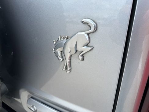 Used 2022 Ford Bronco Black Diamond image 36