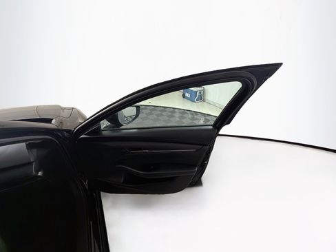 Used 2024 MAZDA MAZDA3 s FWD image 31