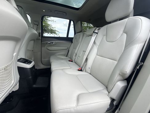 Certified 2024 Volvo XC90 T8 Plus AWD/4WD image 25