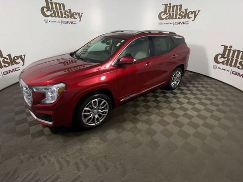 Used 2023 GMC Terrain Denali image 4
