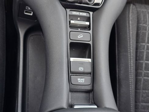 Used 2023 Honda HR-V LX image 20