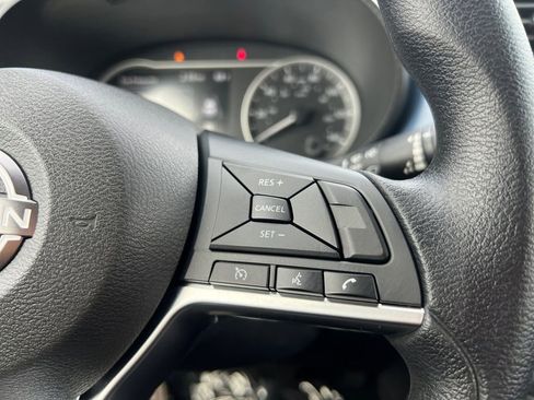 Certified 2025 Nissan Versa SV w/ Trunk Package image 25