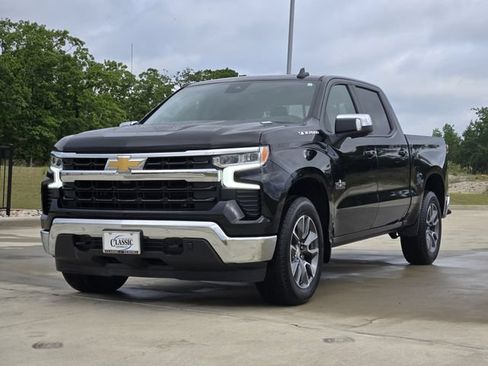 Used 2025 Chevrolet Silverado 1500 LT w/ Texas Edition Plus RWD image 4