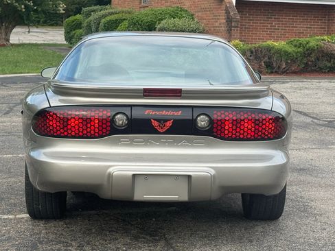 Used 2000 Pontiac Firebird Coupe w/ Opt Pkg RWD image 4