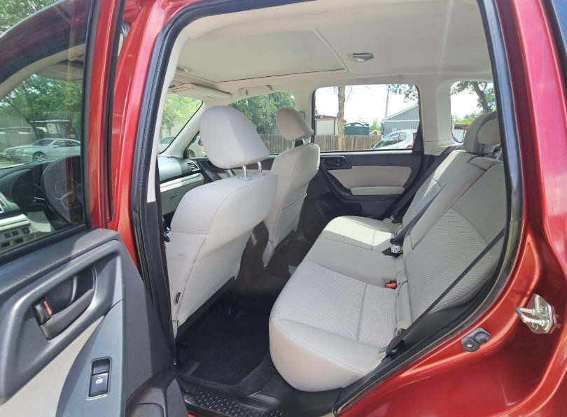 Used 2016 Subaru Forester 2.5i Premium AWD/4WD image 29