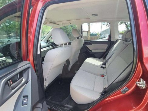 Used 2016 Subaru Forester 2.5i Premium AWD/4WD image 29