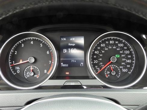 Used 2017 Volkswagen Golf SEL FWD image 88