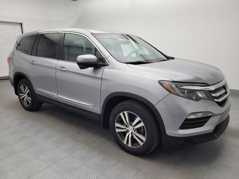 Used 2017 Honda Pilot EX image 11