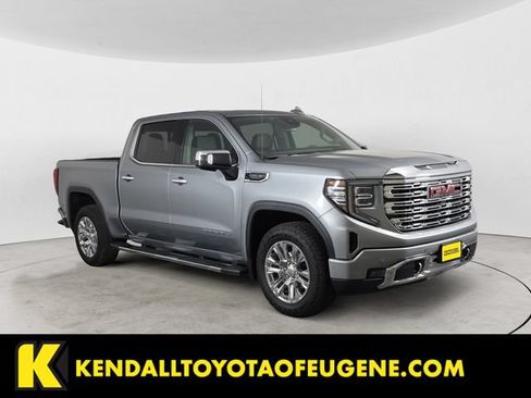 Used 2025 GMC Sierra 1500 Denali AWD/4WD image 7