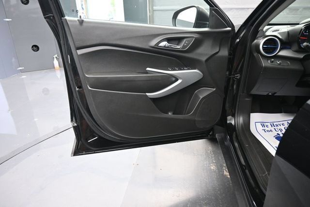 Used 2024 Chevrolet Trax LS FWD image 10