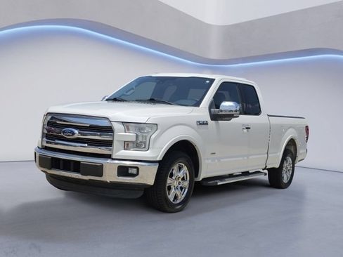 Used 2015 Ford F150 Lariat w/ Equipment Group 502A Luxury RWD image 4