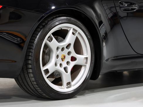 Used 2008 Porsche 911 Cabriolet image 22
