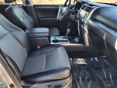 Used 2020 Toyota 4Runner SR5 Premium image 22