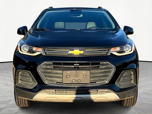 Used 2021 Chevrolet Trax LT image 3