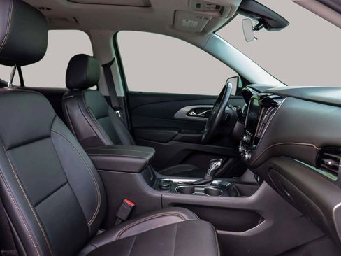 Used 2021 Chevrolet Traverse RS w/ LPO, Floor Liner Package image 31