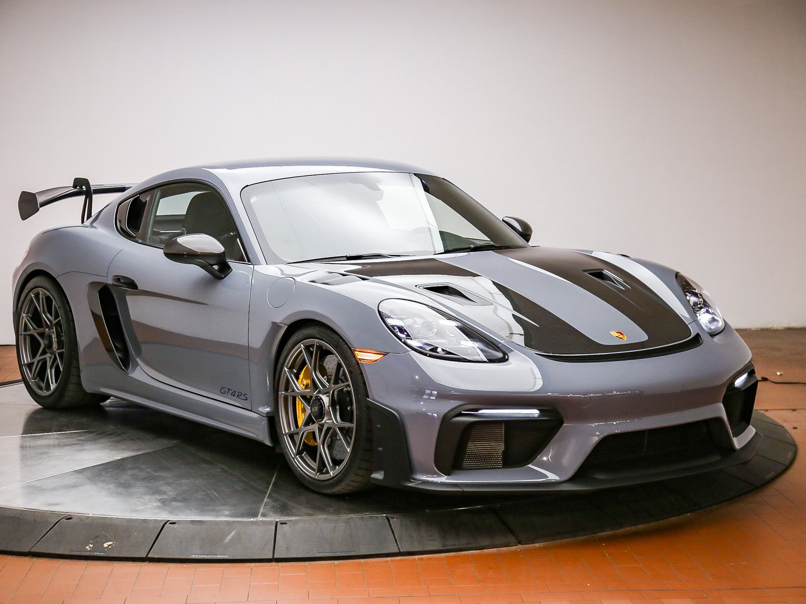 Certified 2024 Porsche 718 Cayman GT4 RS RWD image 9