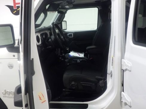 Used 2021 Jeep Wrangler Unlimited Sport image 8