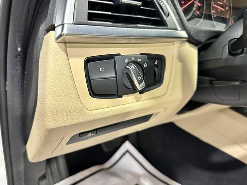 Used 2017 BMW 330i Sedan RWD image 15