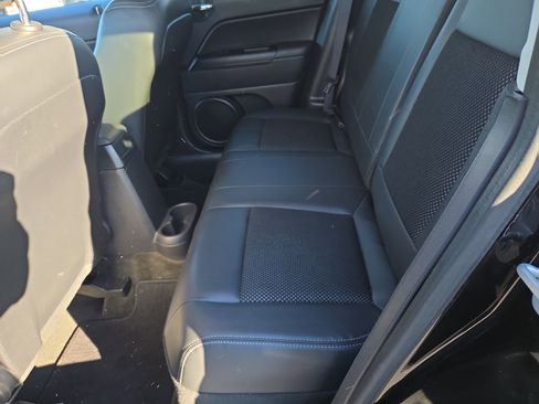 Used 2016 Jeep Patriot Sport w/ Power Value Group image 11