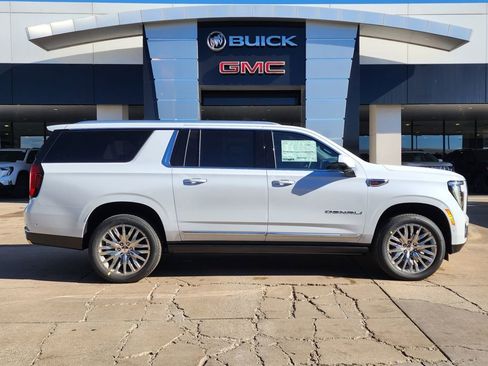 New 2026 GMC Yukon XL Denali w/ Sun & Power Step Package image 2