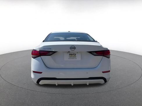 Used 2025 Nissan Sentra SV image 12