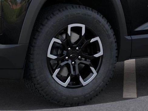 New 2026 Chevrolet Equinox ACTIV w/ Safety and Technology Package image 33